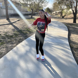 Meet your Posher, Mimi